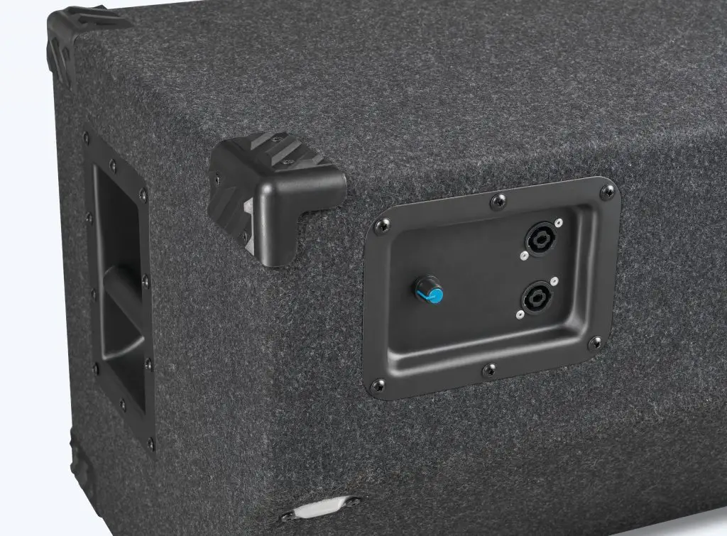 2026-Glockenklang-Lautsprecher-Duo-Wedge-Light-009